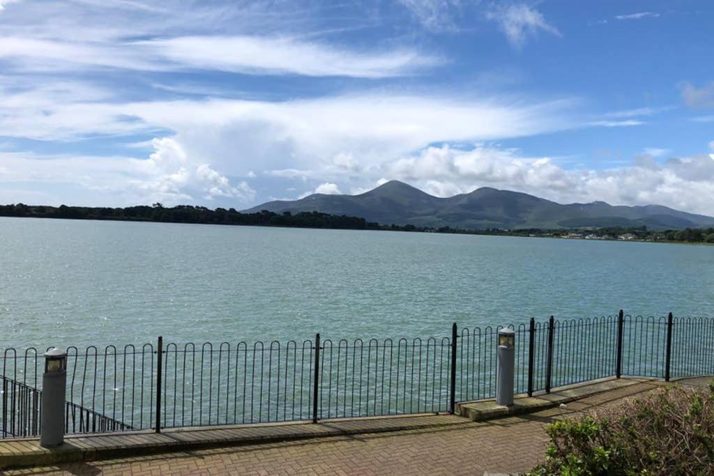 Oyster Bay Holiday Apartment Dundrum Exterior photo