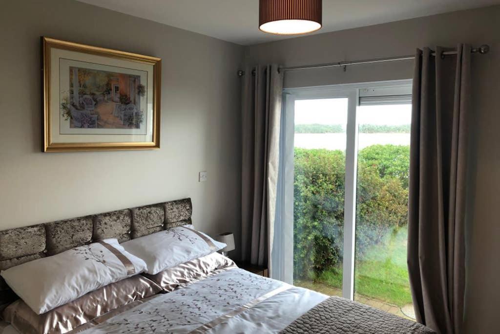Oyster Bay Holiday Apartment Dundrum Exterior photo